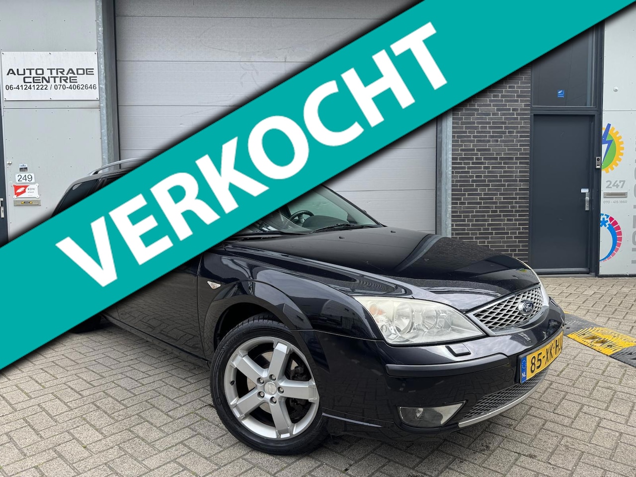 Ford Mondeo Wagon - 1.8-16V Platinum [Leder | StoelVW | Volledig OH | Trekhaak | Cruise | PDC] - AutoWereld.nl