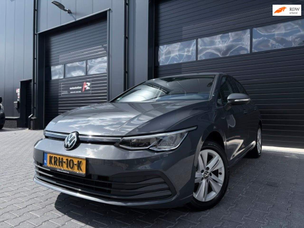 Volkswagen Golf - 1.0 TSI Life|Carplay|ACC|Sfeer|1e eig|Stoel+stuur verw|Led|PDC|LMV| - AutoWereld.nl