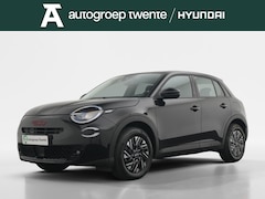 Fiat 600e - RED 54 kWh | All season | Carplay navigatie | Cruise control