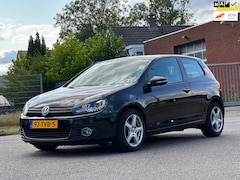 Volkswagen Golf - 1.2 TSI Highline BlueMotion Automaat*Dealer onderhouden*KEtting vervangen*Navigatie*Cruise