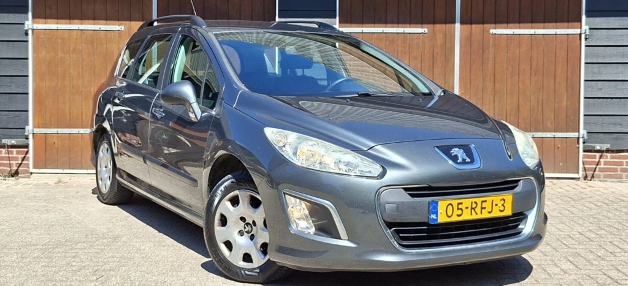 Peugeot 308 SW - 1.6 VTi XS | Trekhaak | ISO fix | NAP | Airco | Cruise control | - AutoWereld.nl