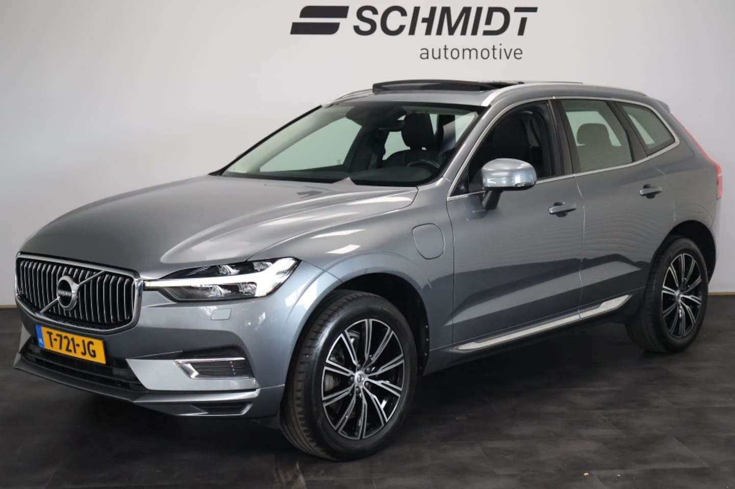 Volvo XC60 - 2.0 Recharge T6 AWD Insciption | Panorama | Trekhaak | Camera - AutoWereld.nl