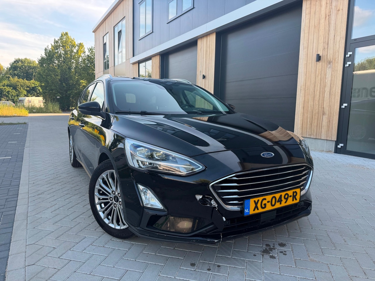 Ford Focus Wagon - 1.5 EcoBlue Titanium (bj 2019) Full-Led|Navi|Stuurverw|Camera - AutoWereld.nl