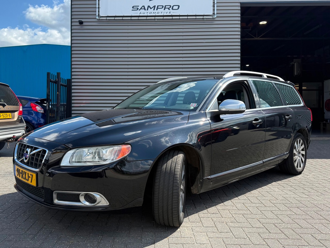 Volvo V70 - 1.6 T4 Limited Edition 1.6 T4 Limited Edition - AutoWereld.nl
