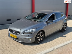 Volvo V40 - 2.0 D4 R-Design | Automaat |