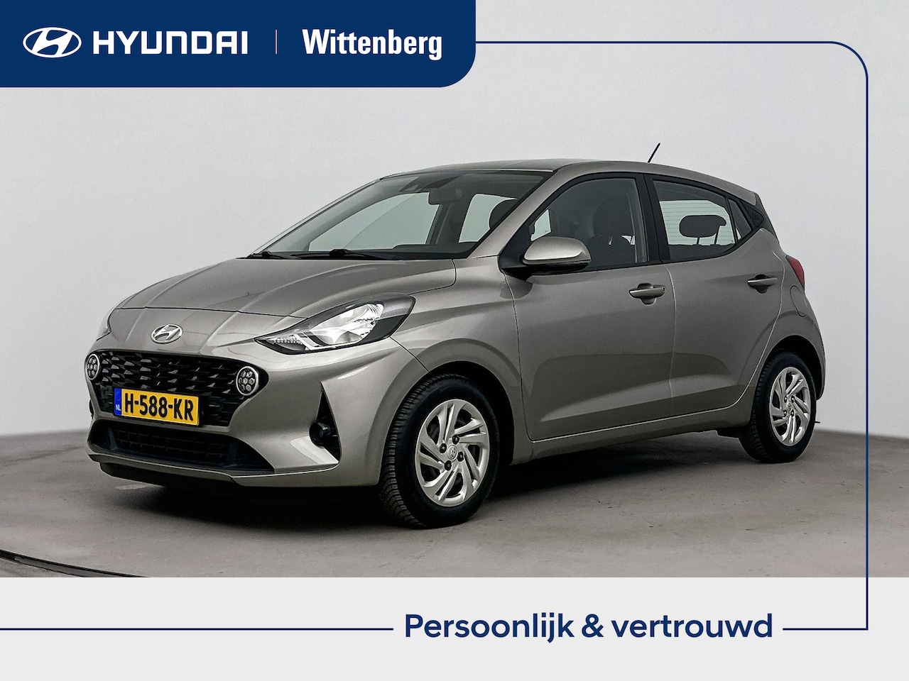 Hyundai i10 - 1.0 Comfort Smart | Apple Carplay Android auto | Brass Metallic | Airco | Dealer onderhoud - AutoWereld.nl