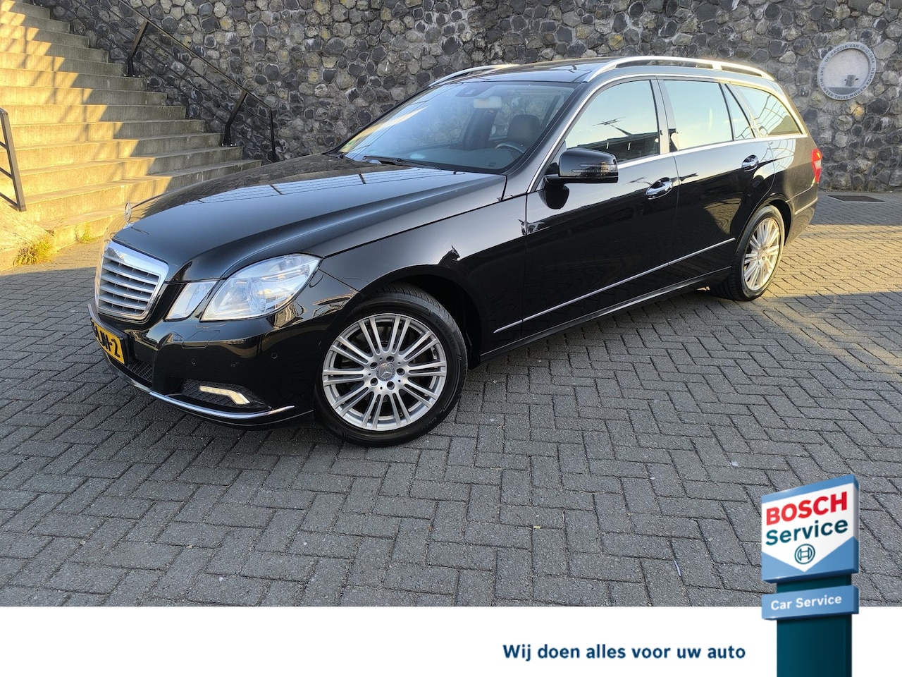 Mercedes-Benz E-klasse Estate - 350 CGI Elegance 4-Matic 7 persoons, all weel drive, lucht vering achter, pano dak, trekha - AutoWereld.nl