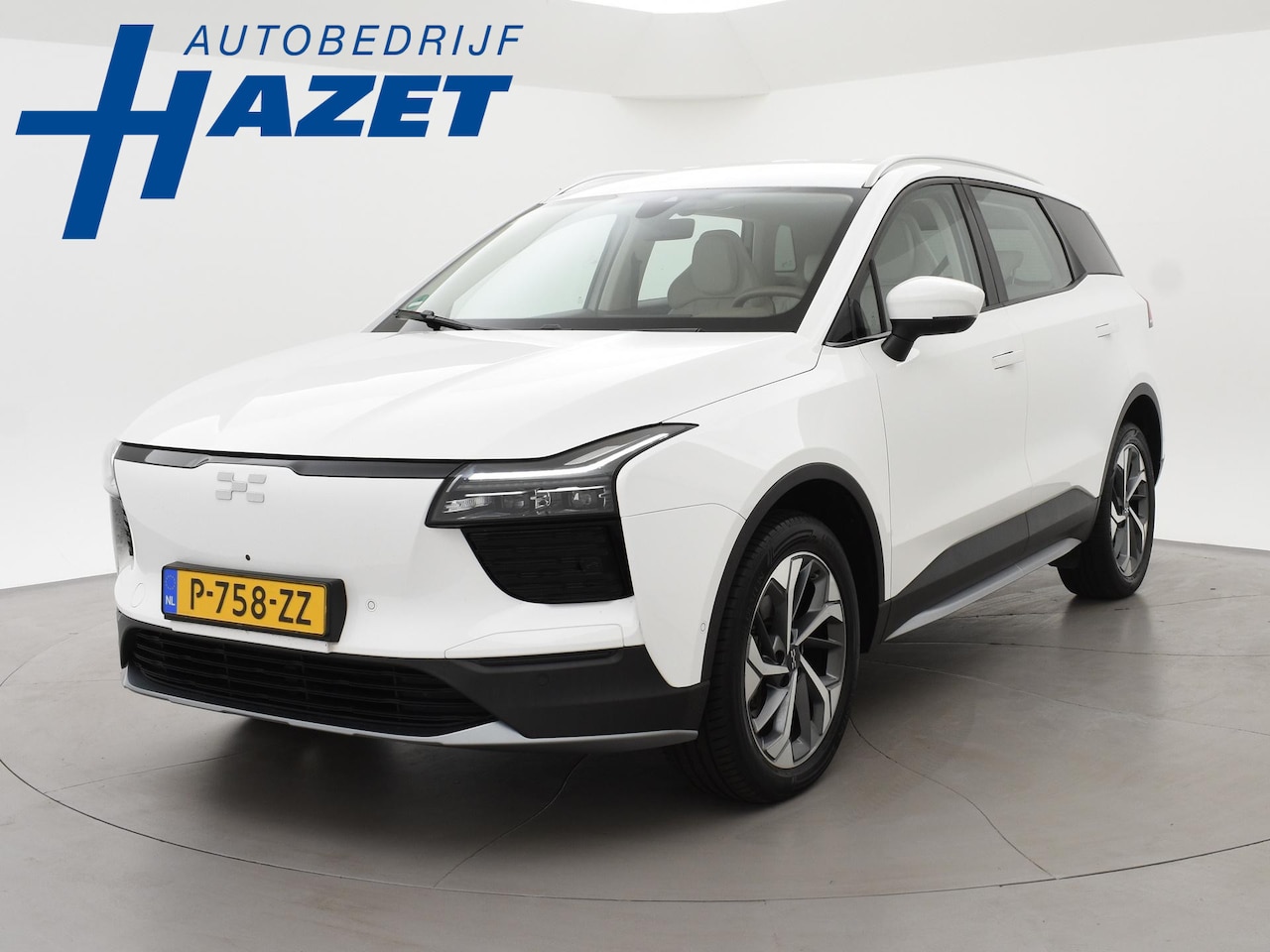 Aiways U5 - 63kWh SHOWROOM + 19 INCH LMV | ADAPTIVE CRUISE | LEDER | 360 CAMERA | APPLE CARPLAY | LED - AutoWereld.nl