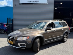 Volvo XC70 - 2.4 D5 Momentum | EX BPM