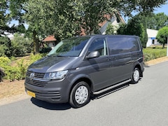Volkswagen Transporter - 2.0 TDI L1H1 150PK DSG•Leder•Carplay