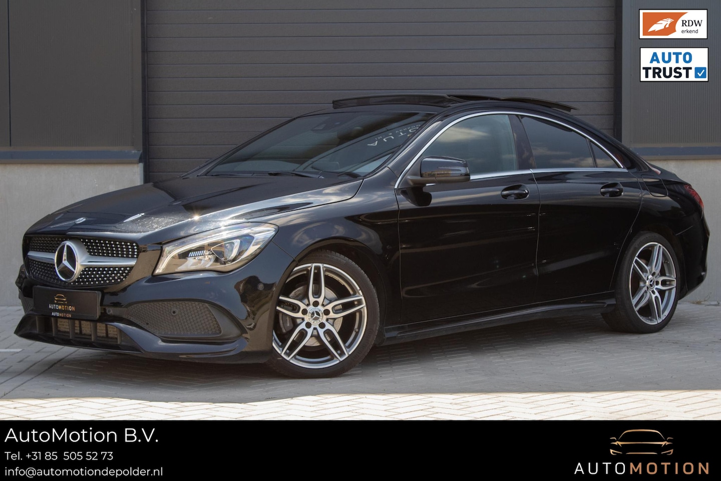 Mercedes-Benz CLA-Klasse - 180 Buss AMG PANO CAMERA CARPLAY LED - AutoWereld.nl