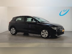 Volkswagen Golf - 1.0 TSI 110pk Life Sfeerverlichting Navigatie Parkeersensoren App-Connect