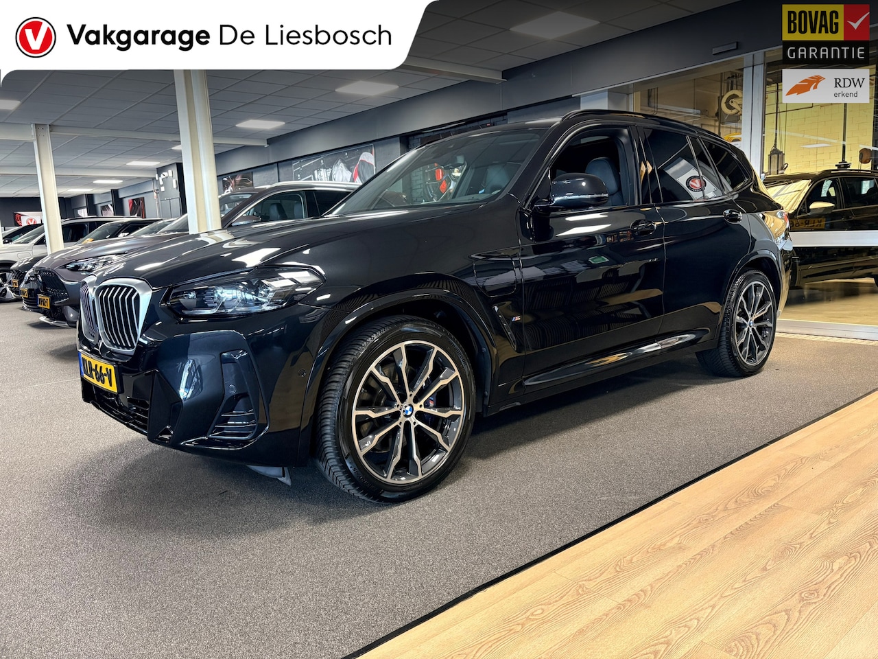 BMW X3 - XDrive30e High Executive M-sport / panoramadak / head-up / Leder-sportstoelen / cruisecont - AutoWereld.nl