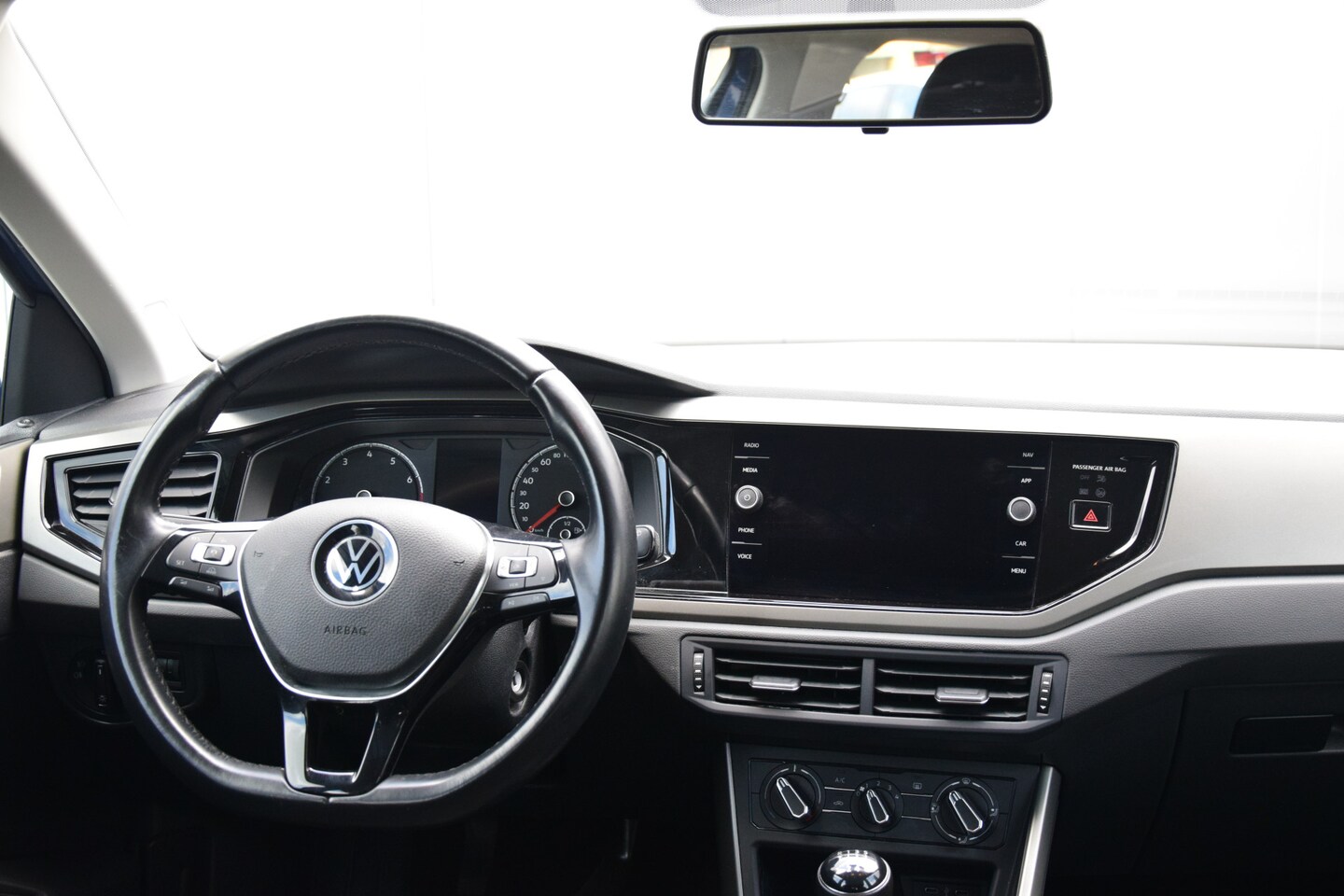 Volkswagen Polo - 1.0 TSI Comfortline Navi/Carplay Airco Cruise/Adap Pdc - AutoWereld.nl