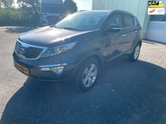 Kia Sportage - 2.0 X-ecutive Plus Pack Airco/Trekhaak/Cruise control/Donker glas