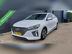 Hyundai IONIQ - 1.6 GDi hybrid , Camera, Adaptive, Infinity audio