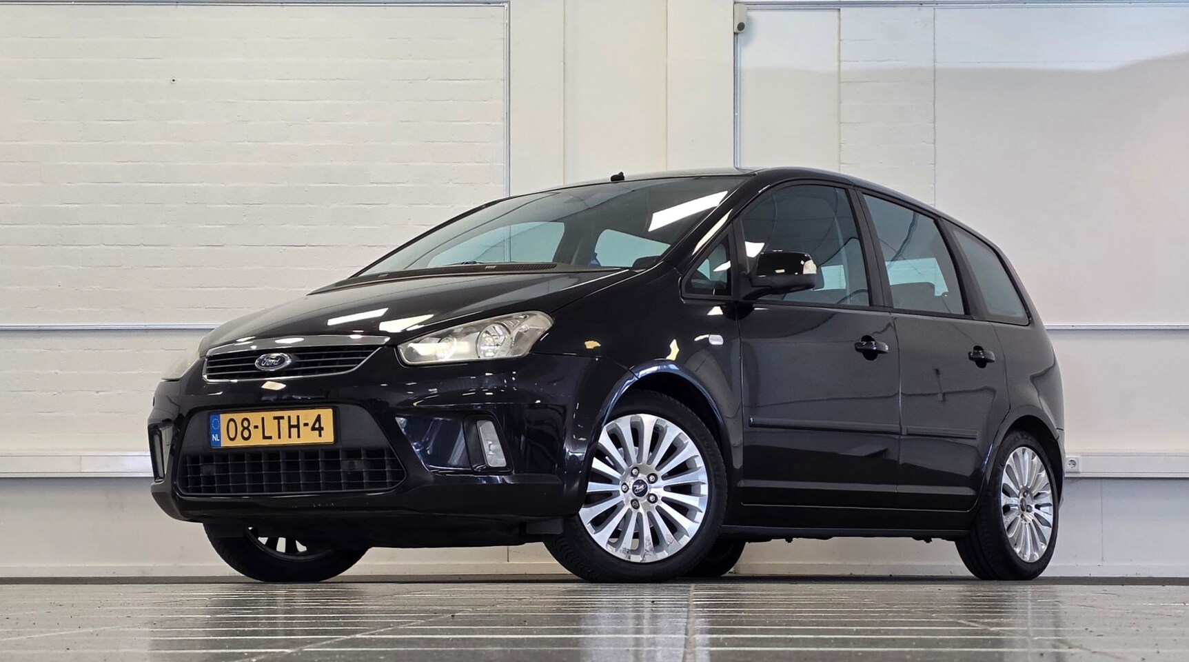 Ford C-Max - 1.8i 16V Limited 2e Eigenaar Trekhaak 100% Onderhouden - AutoWereld.nl