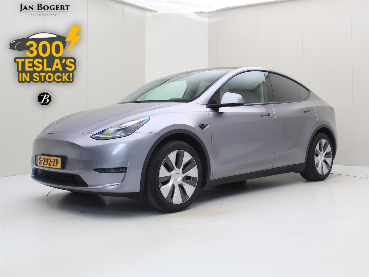 Tesla Model Y - Long Range Dual Motor AWD 91,8% SoH Quicksilver [ AUTOPILOT+TREKHAAK+PANORAMADAK+STOELVERW - AutoWereld.nl