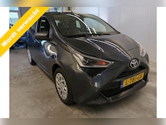 Toyota Aygo - 1.0 VVT-i x-Play, Camera Carplay VERWACHT