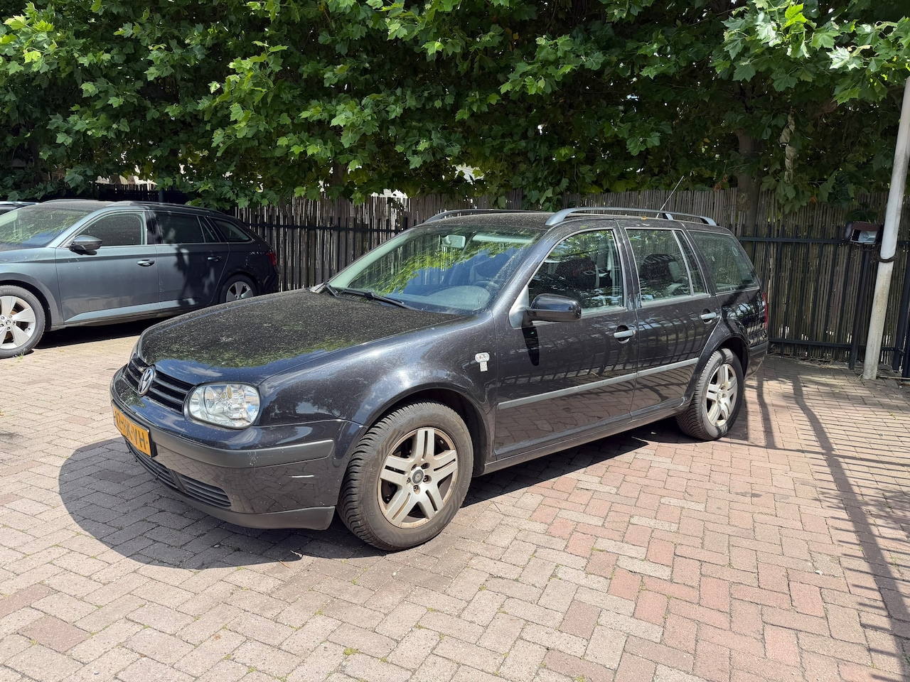 Volkswagen Golf Variant - 1.6-16V Trendline|Airco|Cruise|APK 03-2027|Trekhaak|Inruiler| - AutoWereld.nl