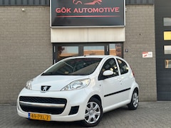 Peugeot 107 - 1.0-12V Millesim 200 / Airco / 5 Deurs / NAP / 2De Eigenaar