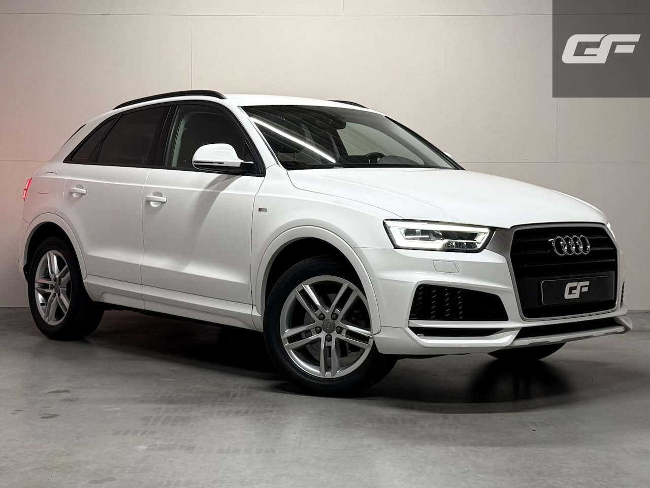 Audi Q3 - 1.4 TFSI CoD S-line Navi Clima Stoelver. Trekh. - AutoWereld.nl