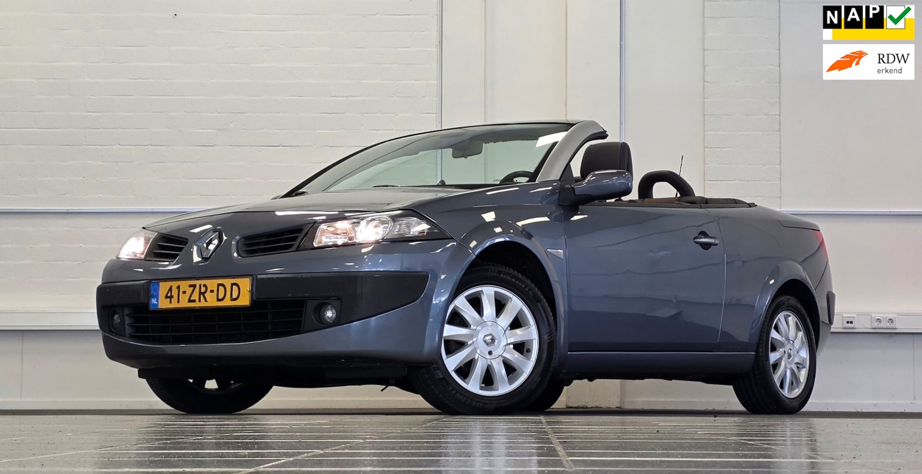 Renault Mégane coupé cabriolet - 1.6i 16V Tech Line Lerenbekleding Nieuwe APK - AutoWereld.nl