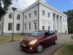 Renault Clio - 1.4-16V Luxe, 5 DRS, AIRCO, RIJKLAAR