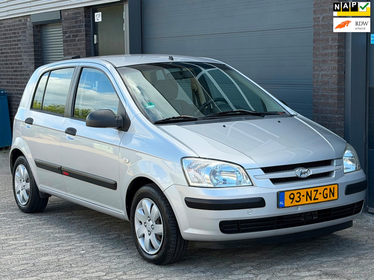 Hyundai Getz - 1.3i GL 5drs NIEUW APK - AutoWereld.nl