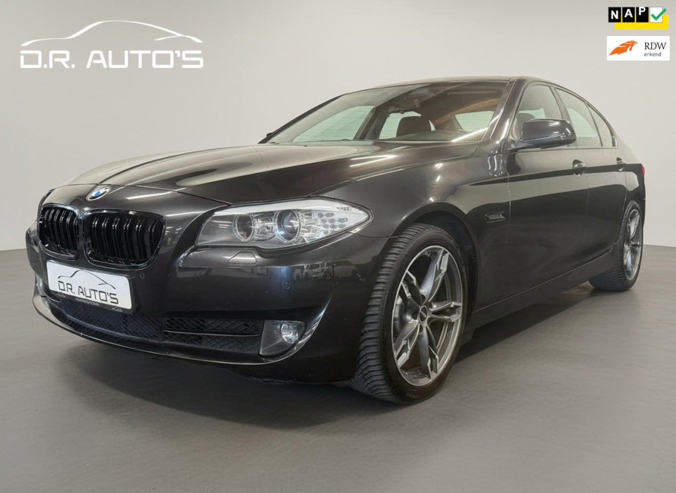 BMW 5-serie - 523i nwe injectoren nwe koppeling! - AutoWereld.nl