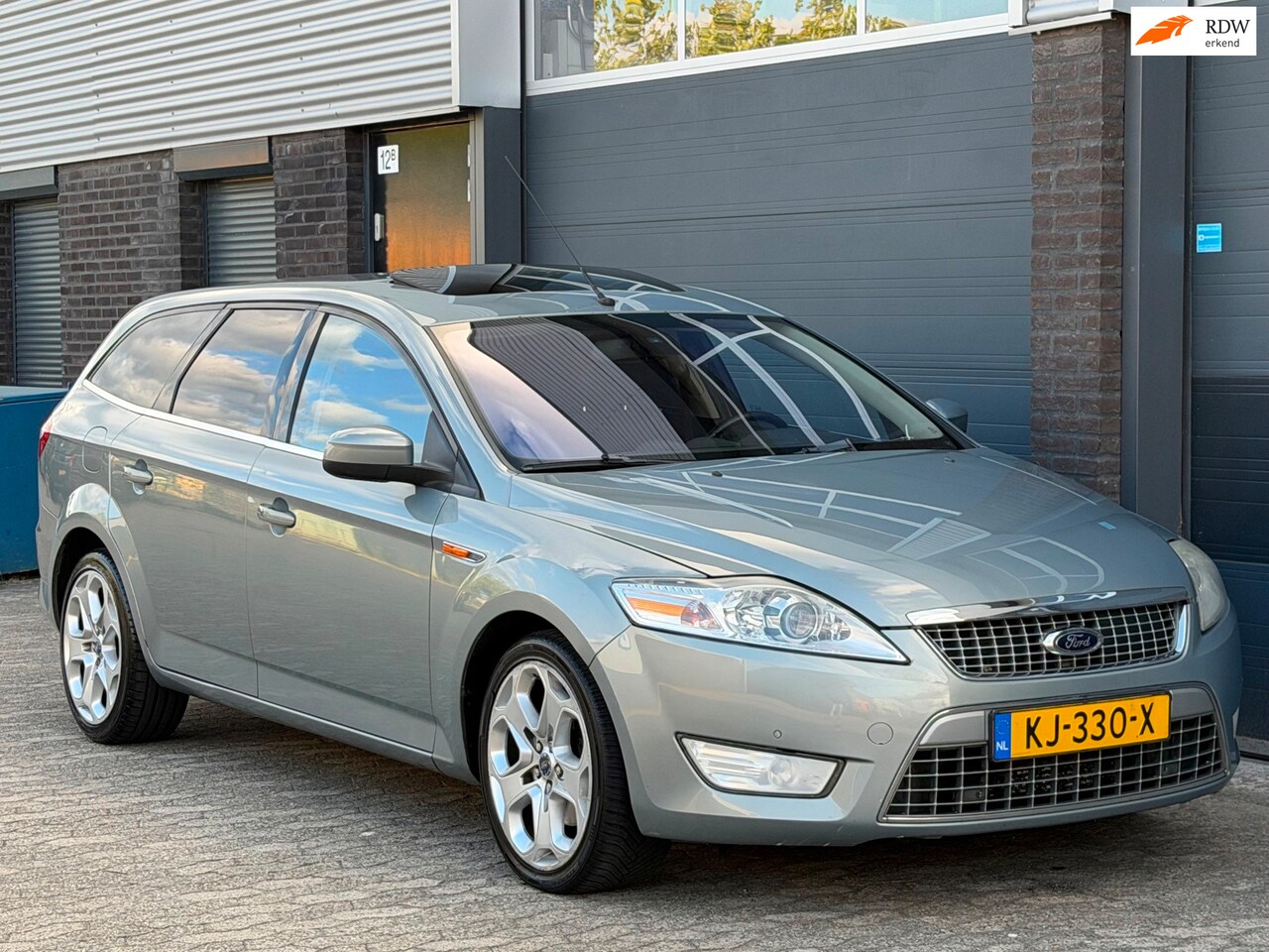 Ford Mondeo Wagon - 2.5-20V Ghia MOTOR TIKT - AutoWereld.nl