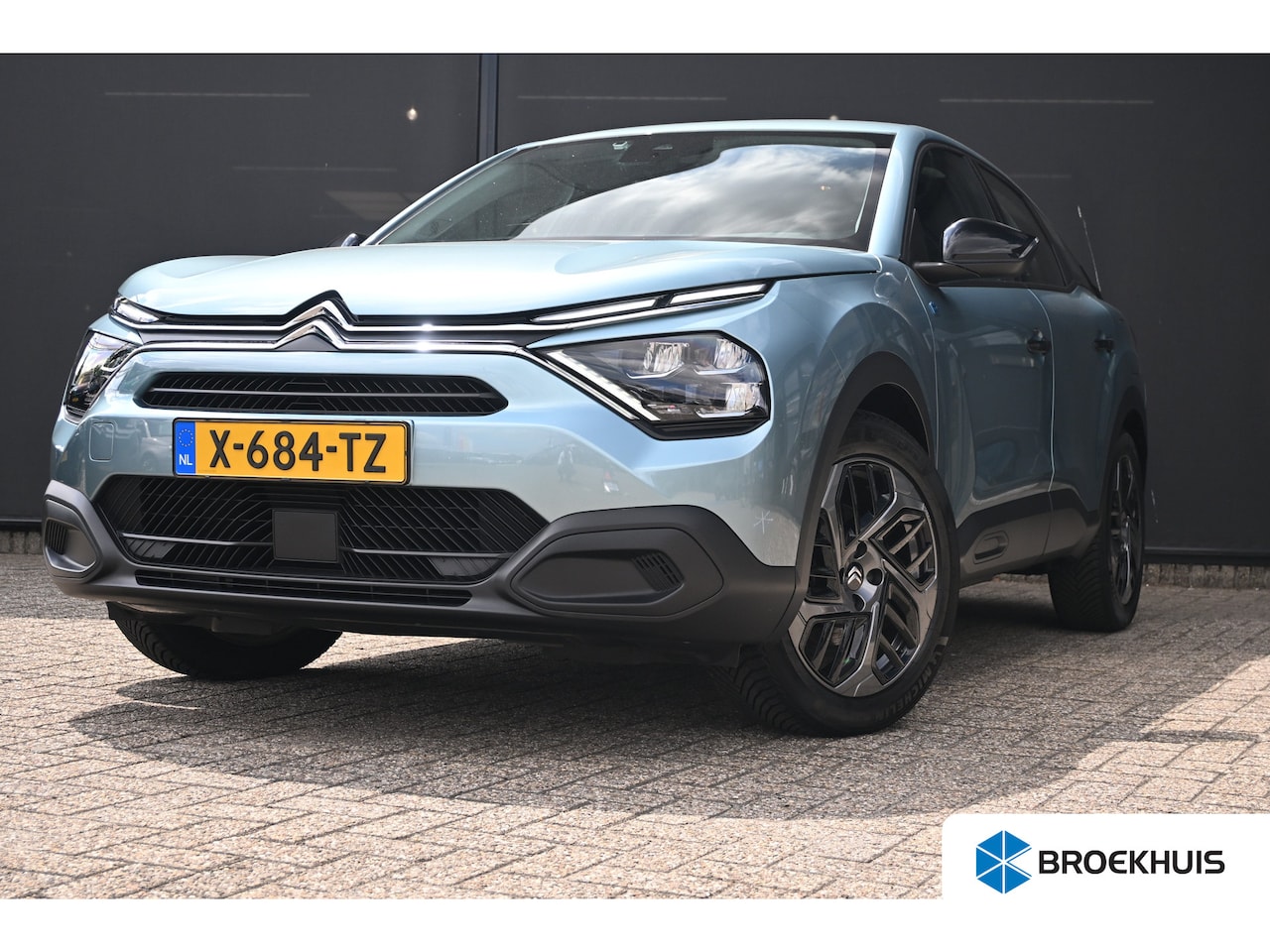 Citroën Ë-C4 - You 50 kWh 3 Fase 100%SOH! | AllSeason | Achteruitrijcamera | Navigatie by App | Dealerond - AutoWereld.nl