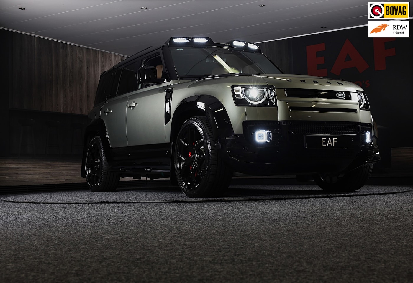 Land Rover Defender 110 - 2.0 P300e 110 X-Dynamic HSE / Head Up / Memory / Elek Stoelen / Acc / Lane Assist / 360 Ca - AutoWereld.nl