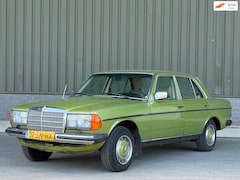 Mercedes-Benz 200-280 (W123) - 300 D 5 cyl. / Airco / 2 jaar apk