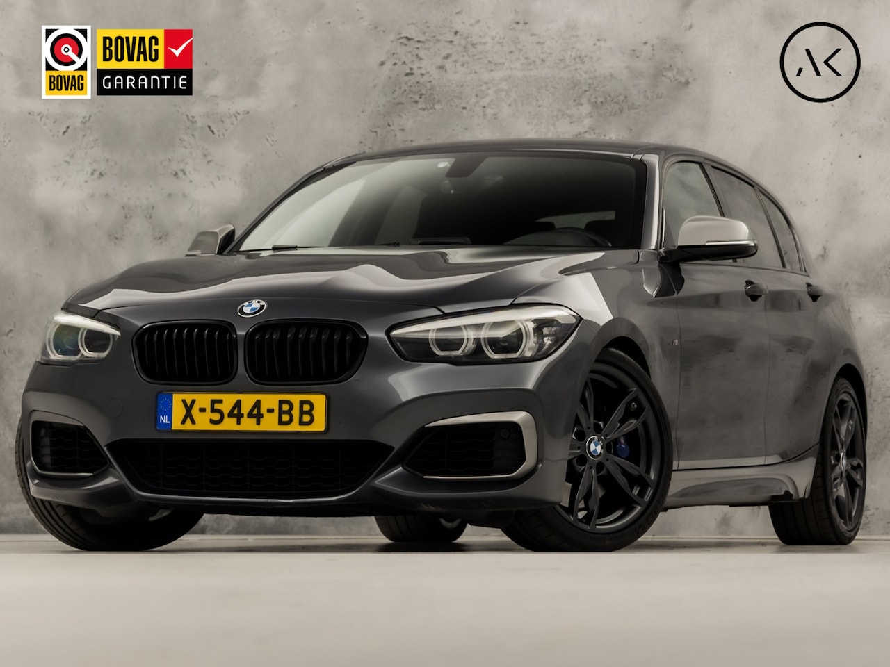 BMW 1-serie - M140i M Sport High Executive 340Pk Automaat (6 CILINDER, M PAKKET, HARMAN/KARDON, ALCANTAR - AutoWereld.nl