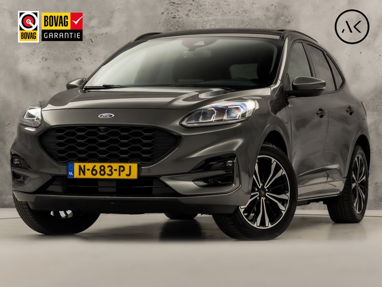 Ford Kuga - 2.5 PHEV ST-Line X 225Pk Automaat (PANORAMADAK, 1e EIGENAAR, APPLE CARPLAY, STUUR/STOELVER - AutoWereld.nl