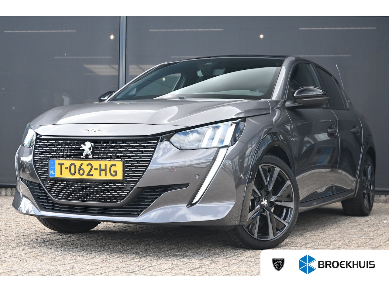 Peugeot 208 - 1.2 PureTech GT | Panoramadak | Achteruitrijcamera | Navigatie | Dodehoek-Detectie | Sfeer - AutoWereld.nl