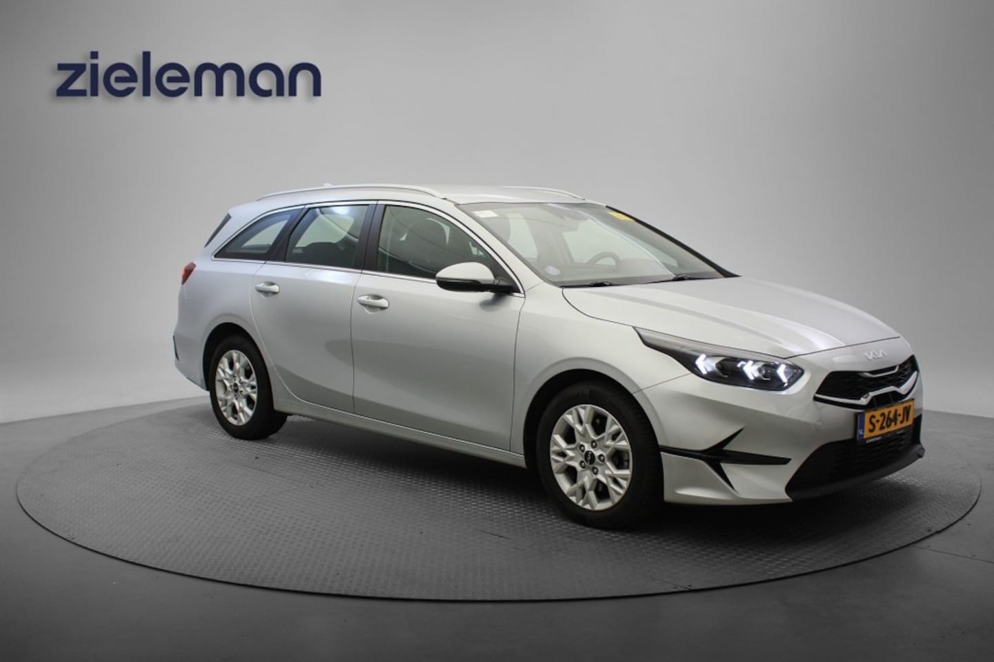 Kia Cee'd Sportswagon - Ceed 1.0 T-GDi MHEV DynamicLine Automaat - Carplay, Camera, Clima - AutoWereld.nl