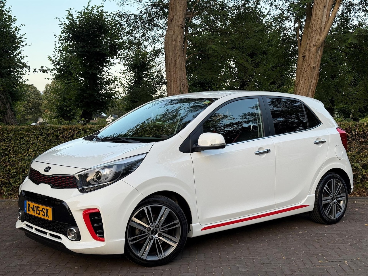 Kia Picanto - 1.2 Cvvt First Edition GT-Line Automaat/Airco/PDC/Cruise - AutoWereld.nl