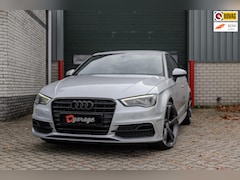 Audi A3 Sportback - 1.8 TFSI 3x S line, leer/alcantara, Xenon