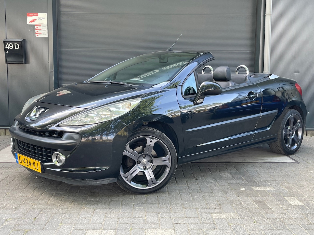 Peugeot 207 CC - 1.6 VTi LEER NIEUWE KETTING APK LM VELGEN - AutoWereld.nl