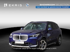 BMW iX1 - eDrive20 | Comfort Access | Glazen panoramadak | Extra getint glas | Driving Assistant Pro