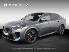 BMW iX2 - eDrive20 67 kWh M Sport Edition | SOH 100% | M Sport Pro | Trekhaak | Head-Up Display | Pa