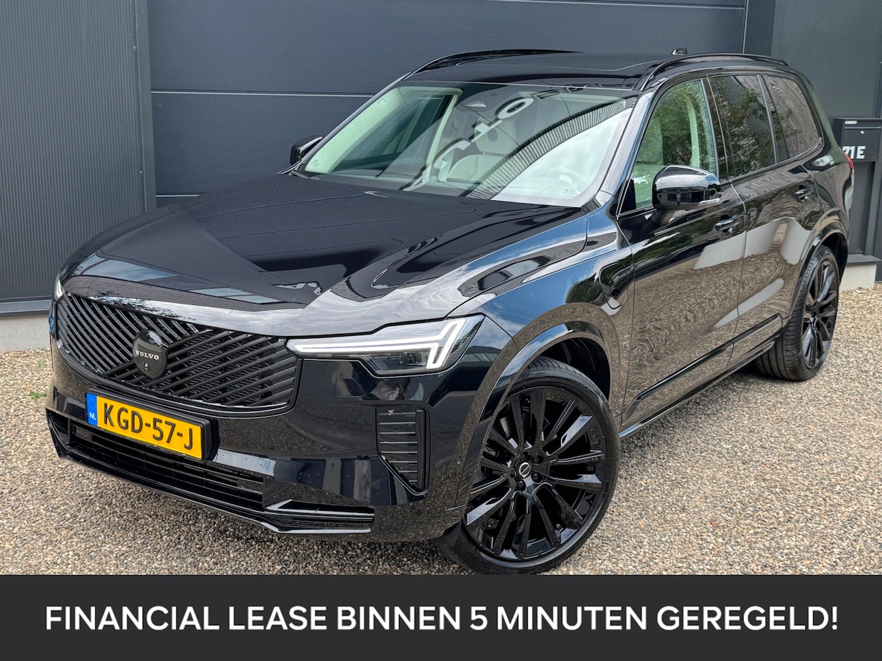Volvo XC90 - 2.0 T8 Plug-in hybrid AWD Ultra BLACKSTYLE | HEICO | Bowers&Wilkins | Luchtvering | Massag - AutoWereld.nl