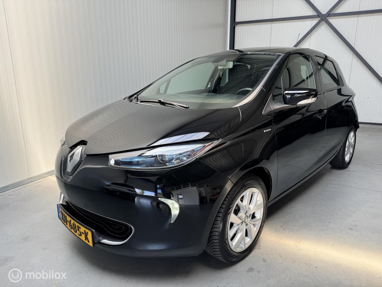 Renault Zoe - R110 Limited 41 kWh met gereviseerde elek. motor - AutoWereld.nl
