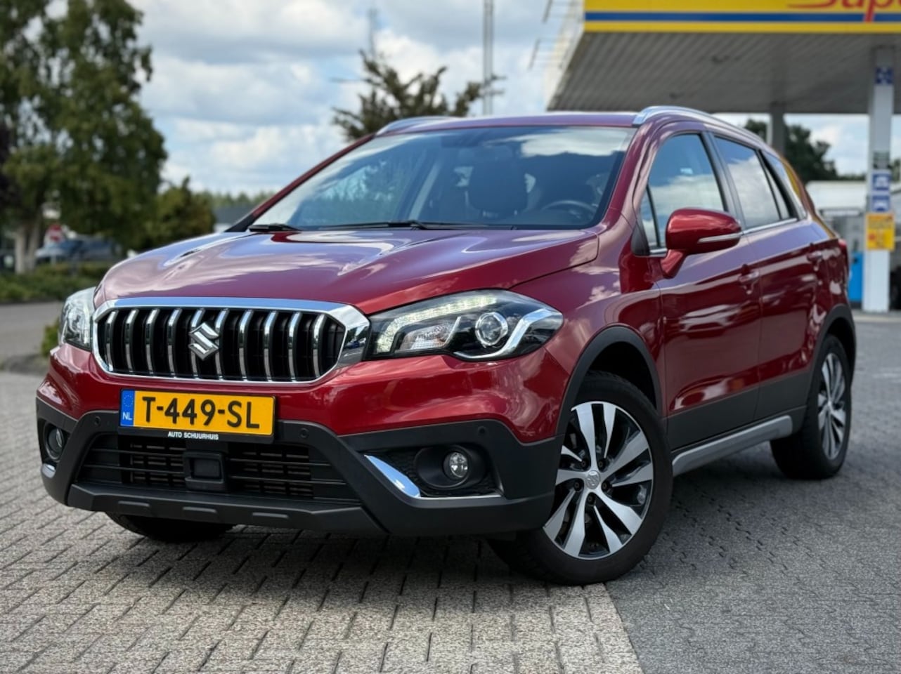 Suzuki S-Cross - 1.4 BOOSTERJET SMART HYBRID STYLE PANO TREKHAAK LEER CARPLAY - AutoWereld.nl
