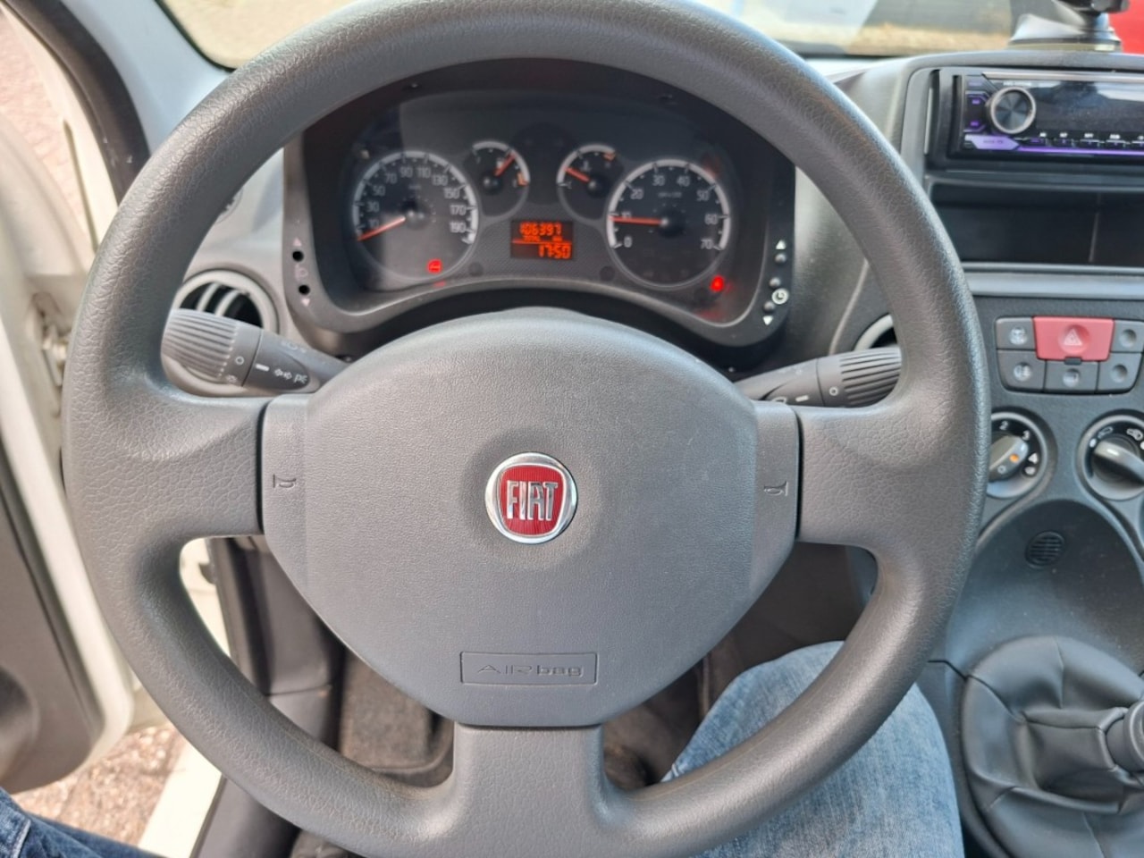 Fiat Panda - 1.2 Classic RADIO-CD/AIRCO/ELEC.RAMEN VOOR/CV/PDC ACHTER