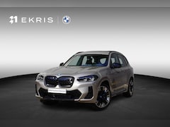 BMW iX3 - | High Executive | 20 inch LM aerodynamisch (Styling 890 M) in Bicolor Jet Black | Comfort