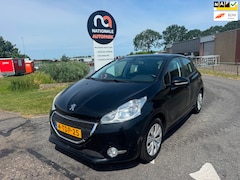 Peugeot 208 - | 2014 | 1.2 VTi Envy | Export en Handel