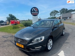 Volvo V60 - | 2013 | 2.4 D6 AWD Plug-In Hybrid Summum |Automaat | Dealer Onderhouden